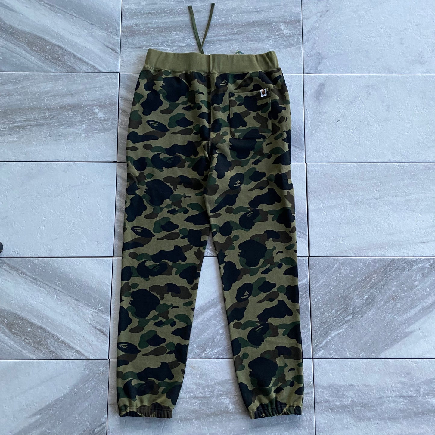 A Bathing Ape Bape 1st Camo Sweatpants (XL)