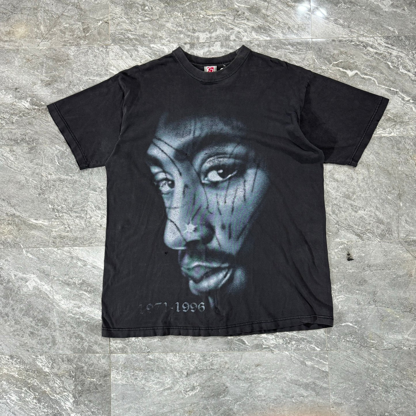 Vintage Tupac Shakur Rest In Peace Tee (2XL)