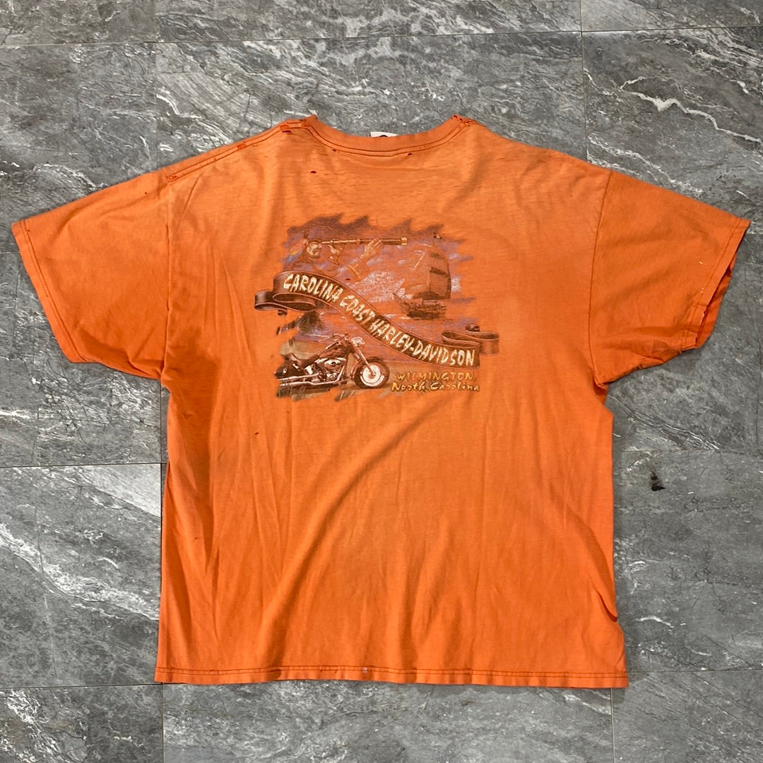 Vintage Harley Davidson Wilmington, NC Thrashed Tee (2XL)