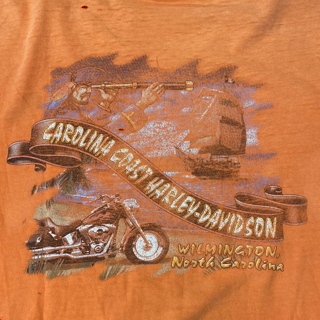 Vintage Harley Davidson Wilmington, NC Thrashed Tee (2XL)