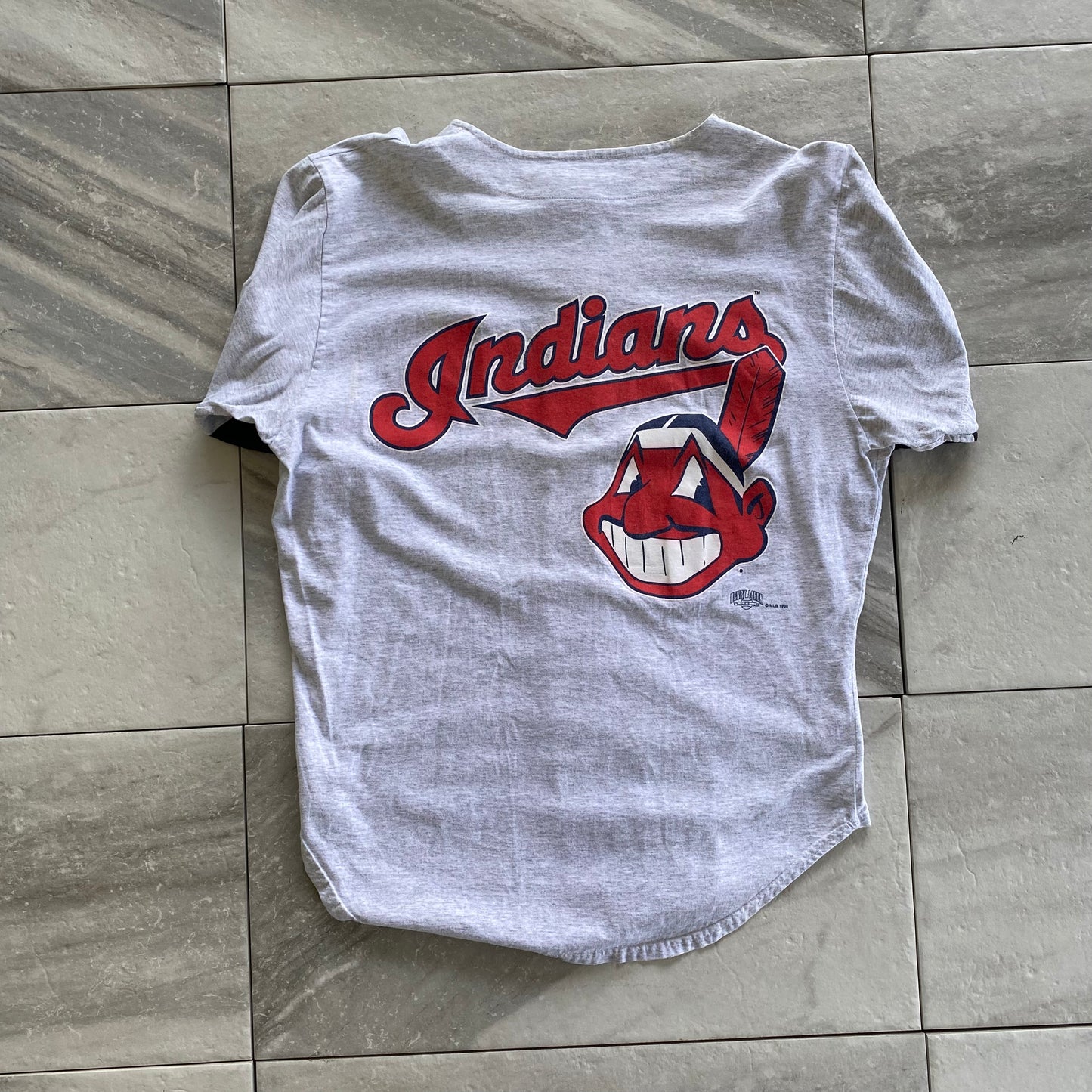 Vintage 1996 Cleveland Indians Baseball Jersey Tee (L)