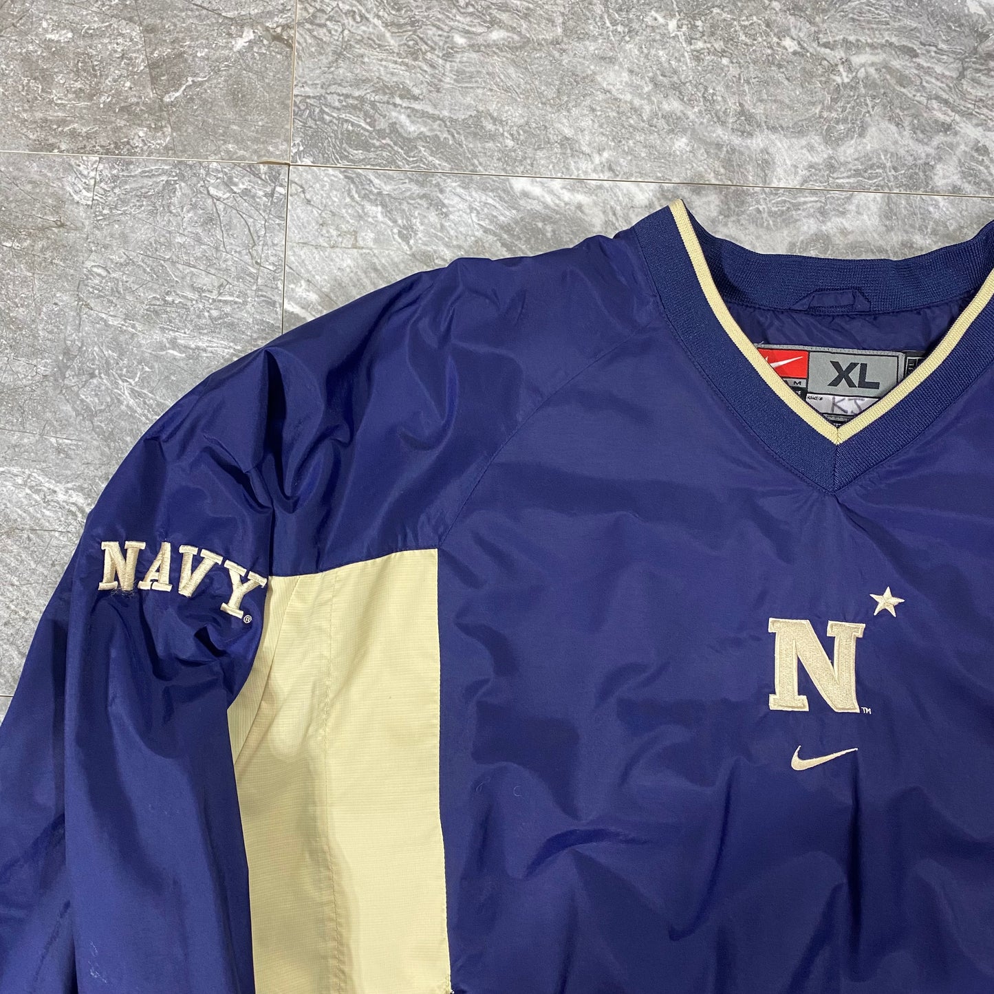 Vintage Nike Navy Center Swoosh Pullover (XL)