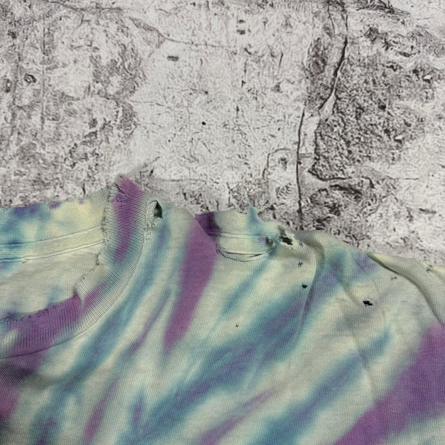 Vintage Good Time Wizard Distressed Tie Dye Tee (L)