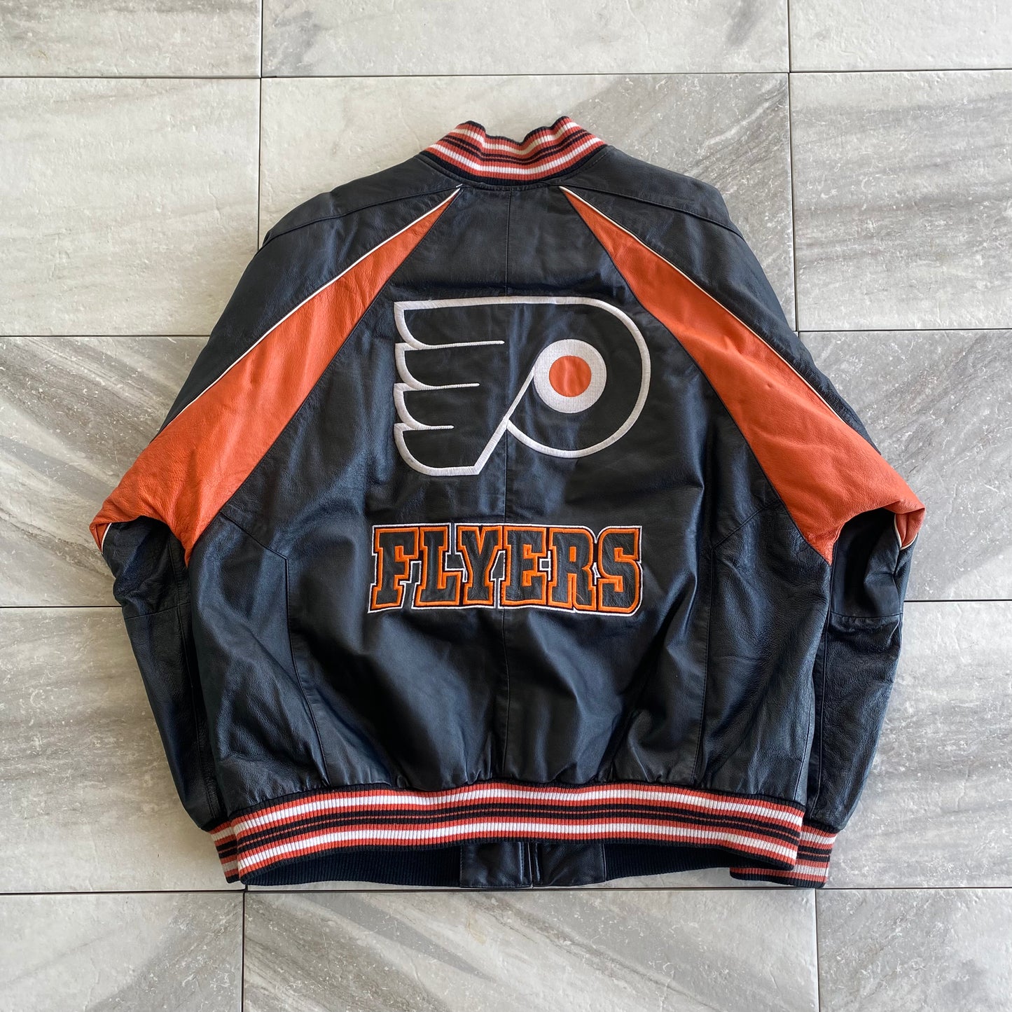 Vintage Philadelphia Flyers Leather Jacket (2XL)